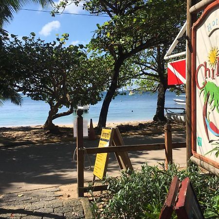 Hotel Chillies And Native Sons Diving ウェスト・エンド エクステリア 写真