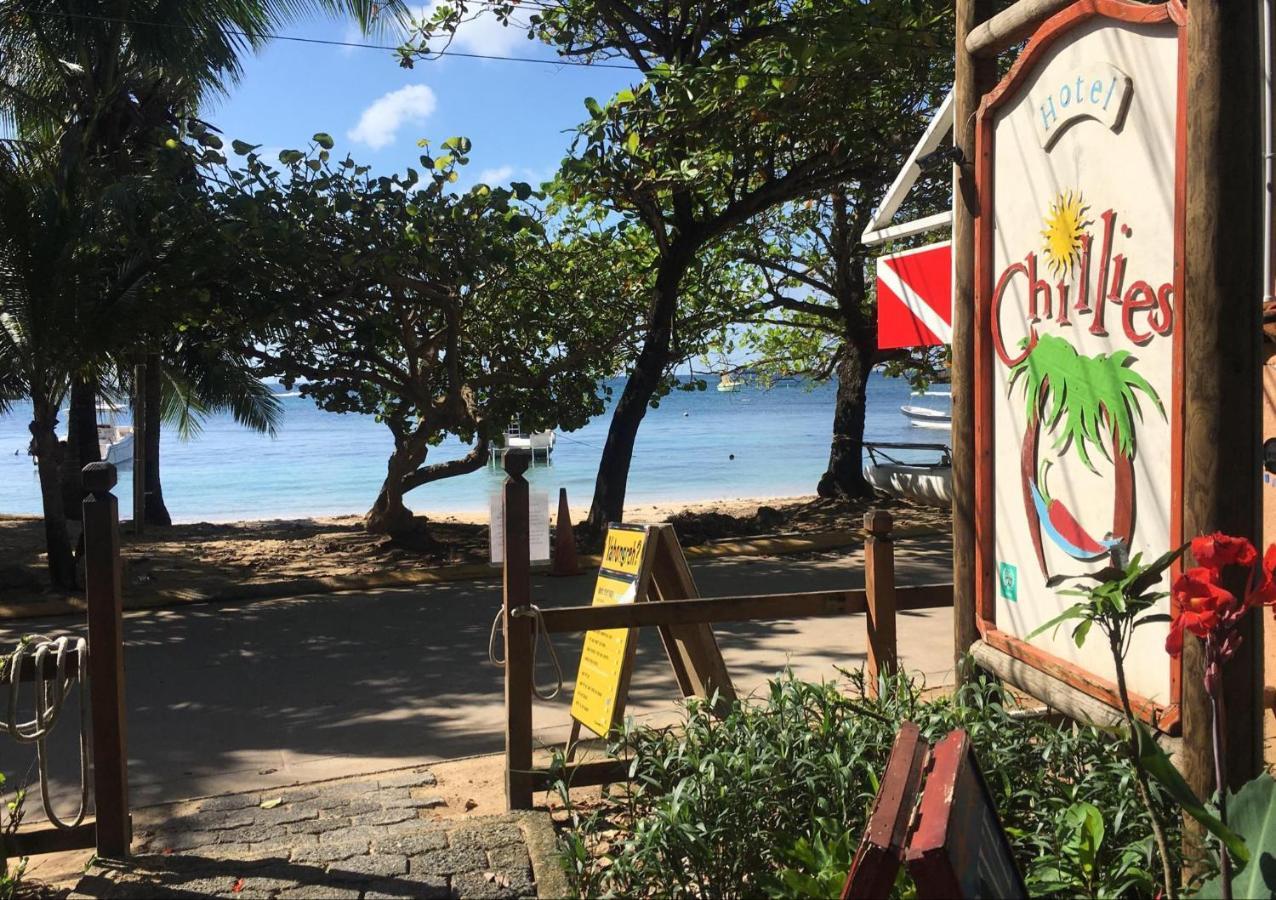 Hotel Chillies And Native Sons Diving ウェスト・エンド エクステリア 写真